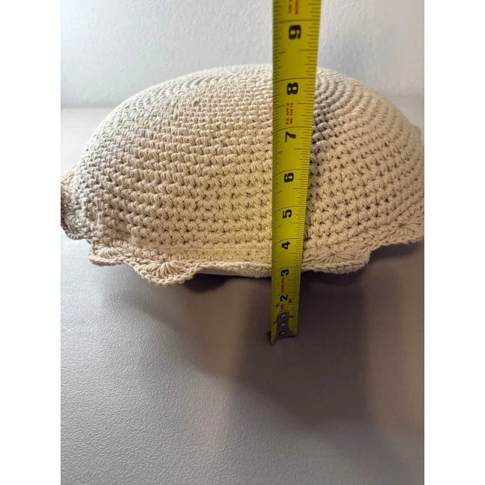 Threshold Crochet Round Toss Pillow Beige Scalloped Edge Boho 16 Inch Accent